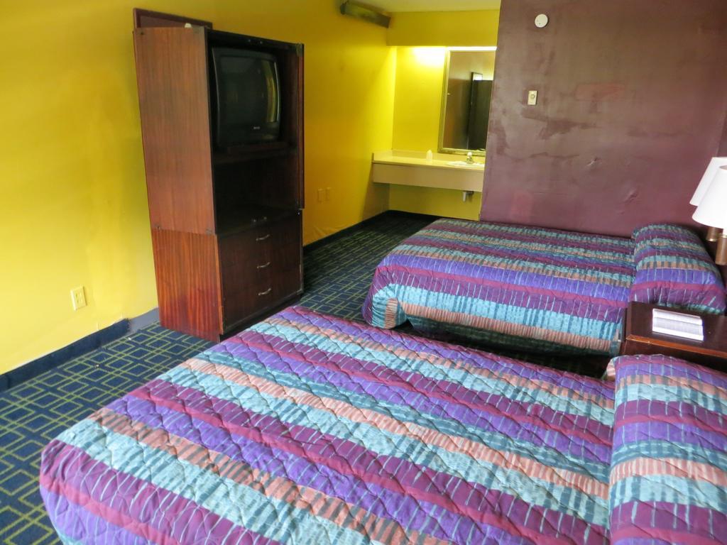 A2C Budget Hotel Atlanta Room photo